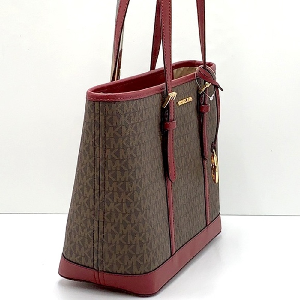 MICHAEL KORS LOGO SHOULDER
TOTE DARK CHERRY COLOR 14.75"W X
10"H × 5.5"D - Picture 4 of 16